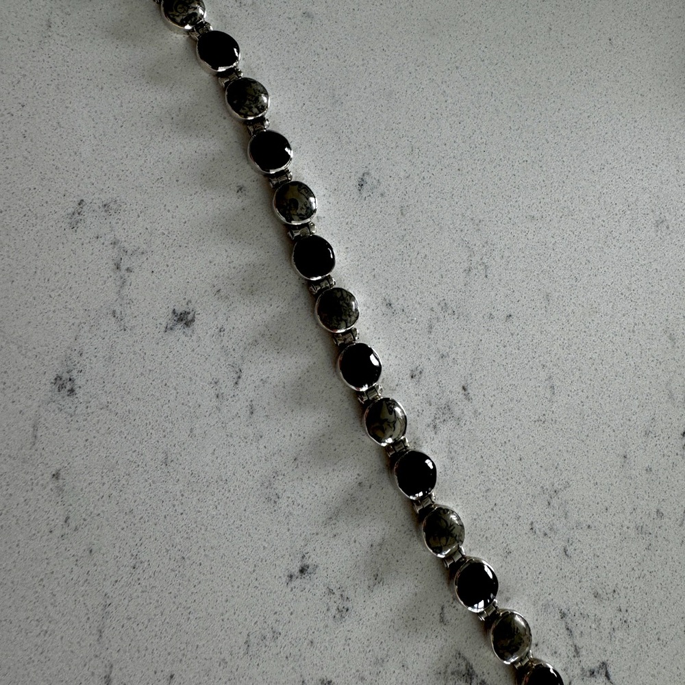 950 Sterling Silver black & grey Onyx bracelet from Mexico - Picture 2 of 8